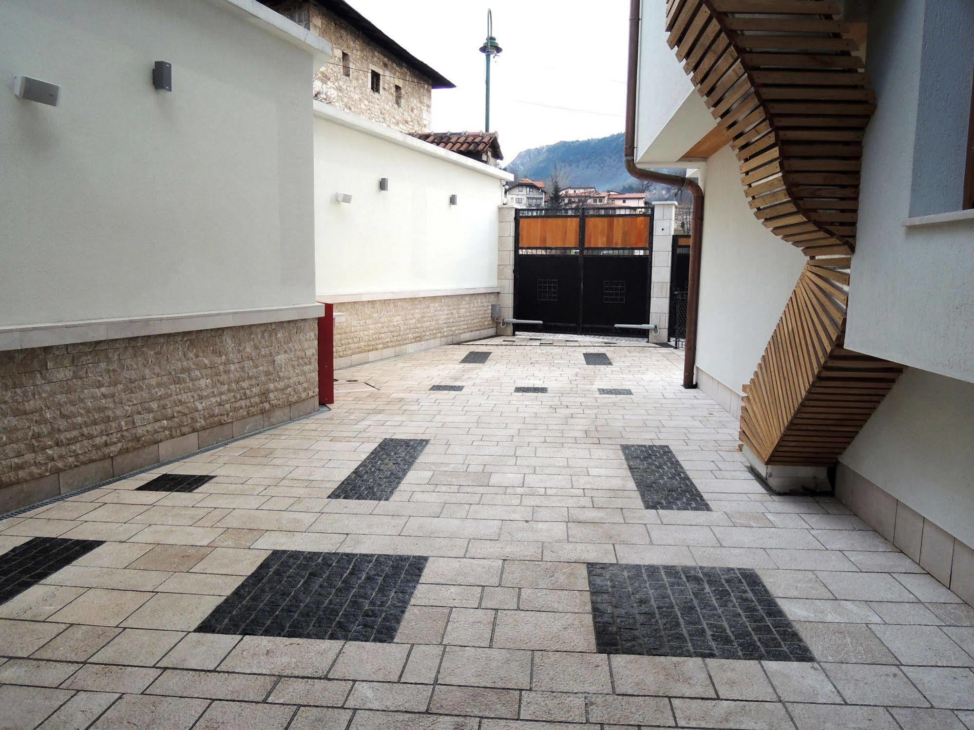 Hotel Aziza Сараєво Екстер'єр фото